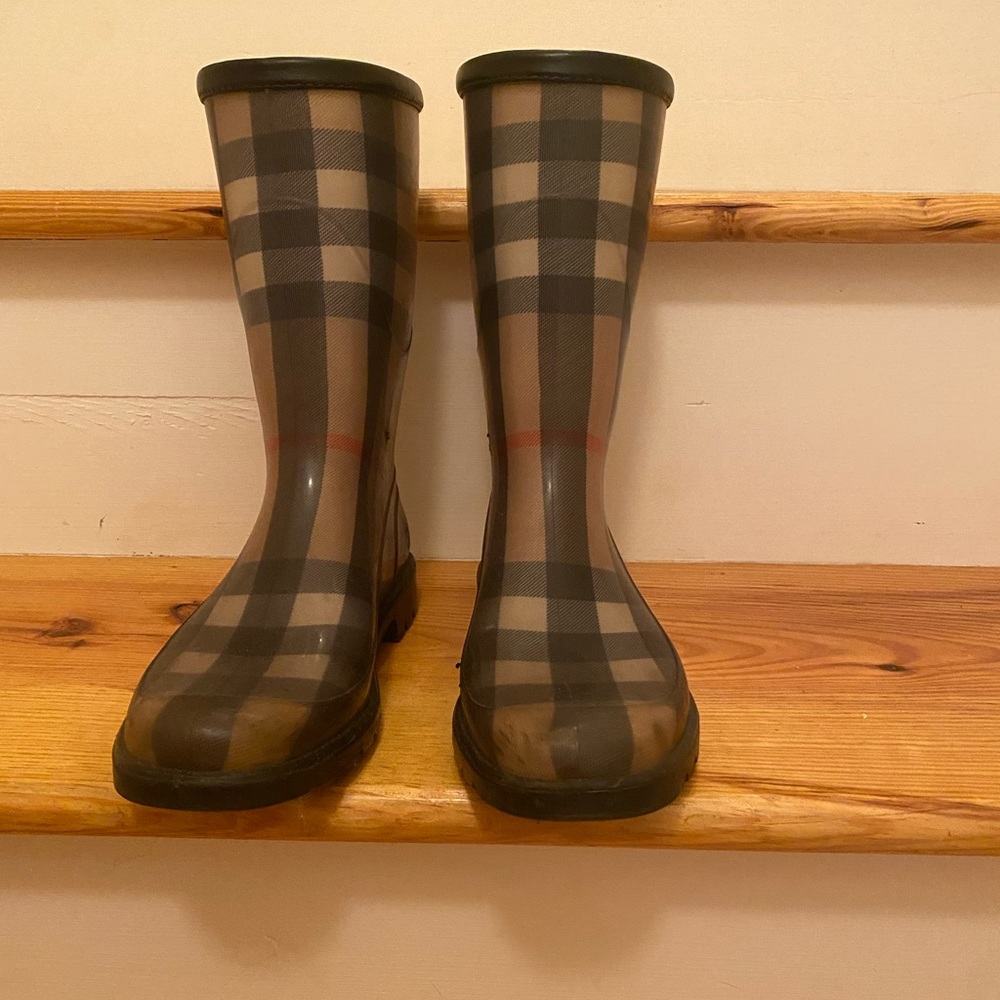 Burberry Nova Check Rain Boots size size 37